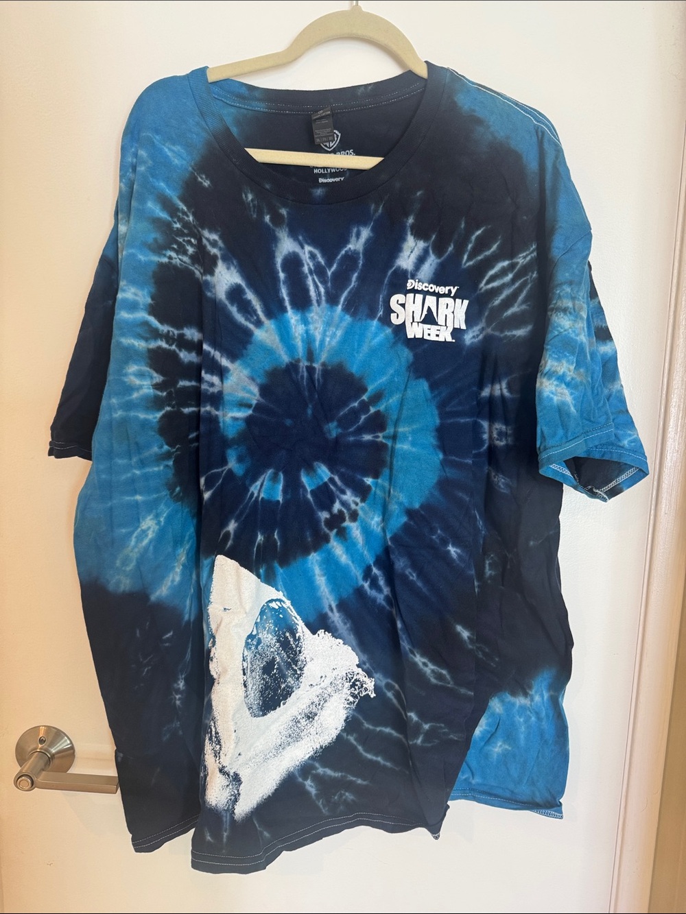 Discovery Shark Week Tie-Dye Tee - Blue & Black Spiral